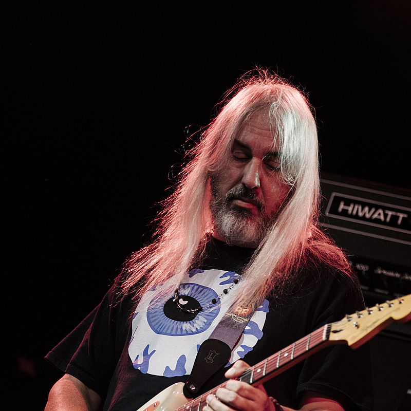 Dinosaur Jr.