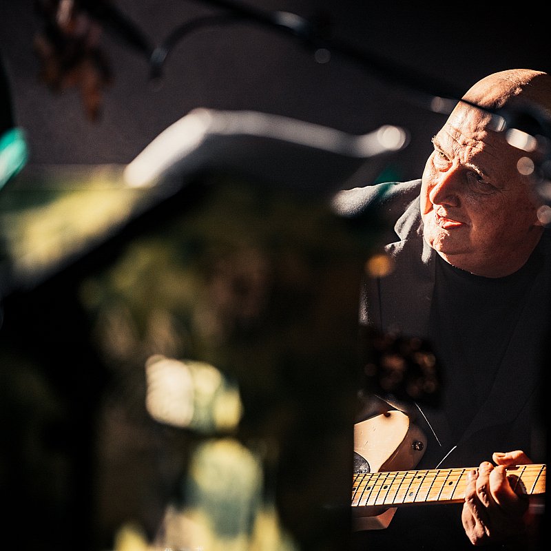 Mr. Paul & The Lowriders at viernulvier
