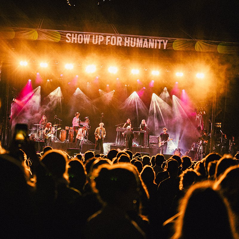 Warhaus - J Bernardt at Show Up For Humanity
