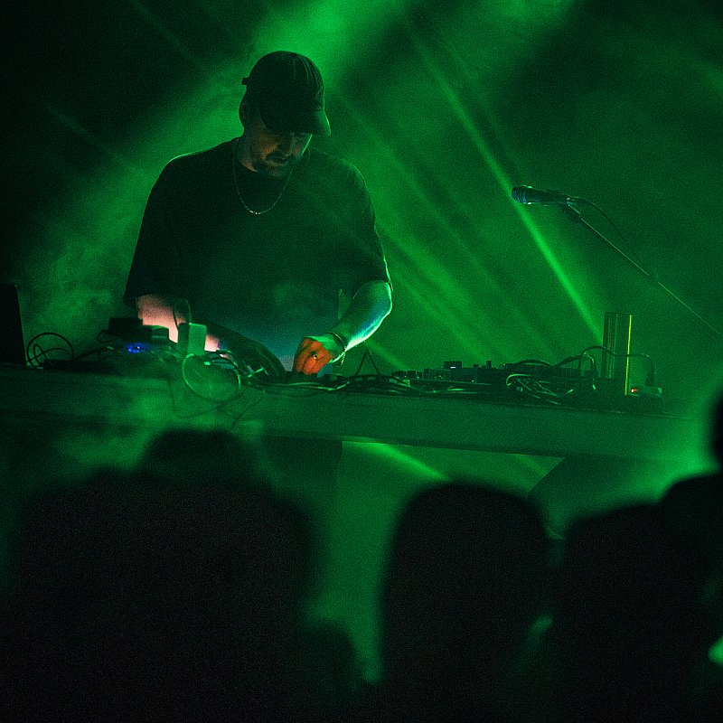 Machinedrum at Wintercircus