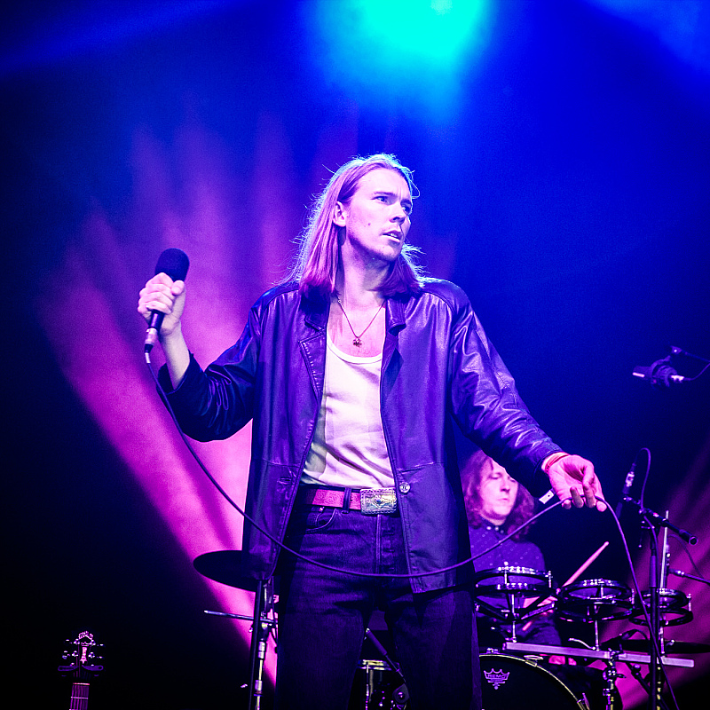 Alex Cameron