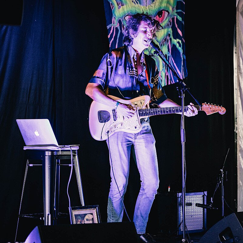 Nathan Roche at DOK