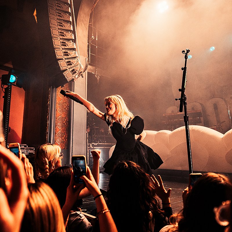 Maisie Peters at viernulvier