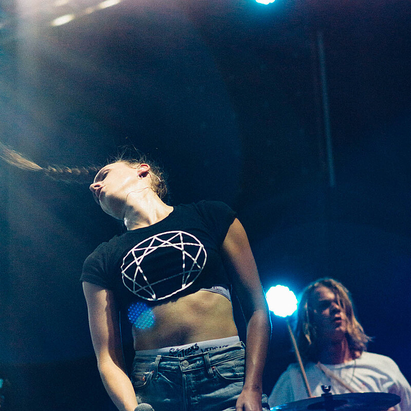 MØ