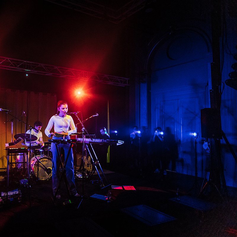 Ivy Falls at Handelsbeurs