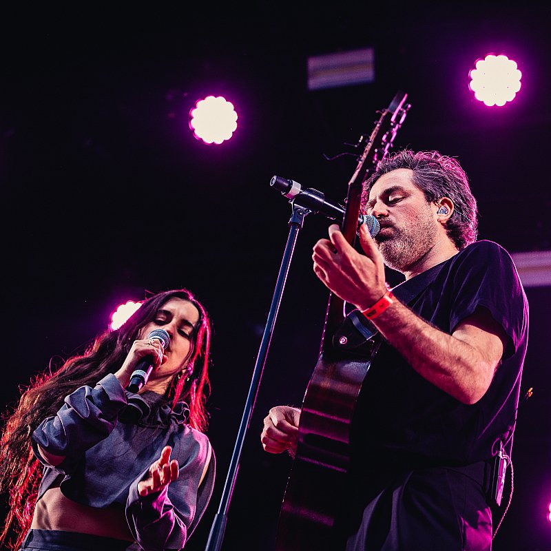 Eefje de Visser at 505-Concerten voor menselijkheid