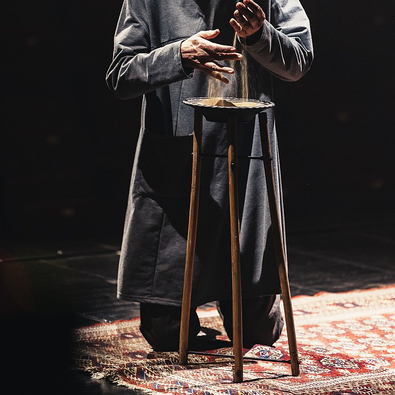 Briqueville at Minardschouwburg