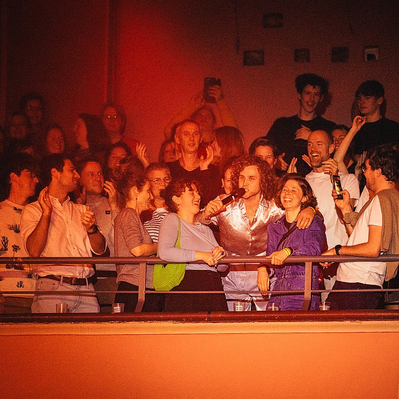 Compact Disk Dummies at viernulvier