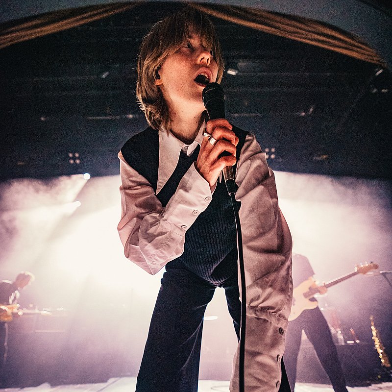 Whispering Sons at viernulvier