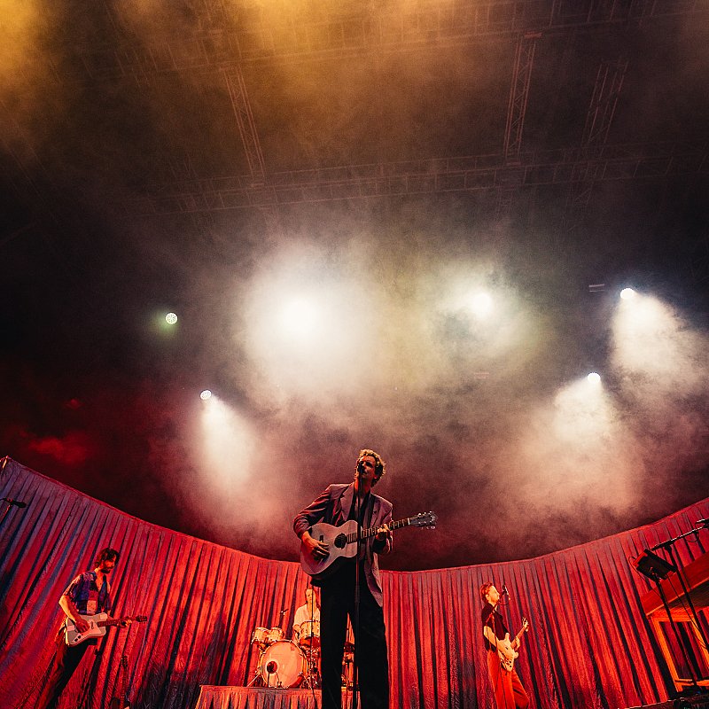 Warhaus at Cactusfestival 2024