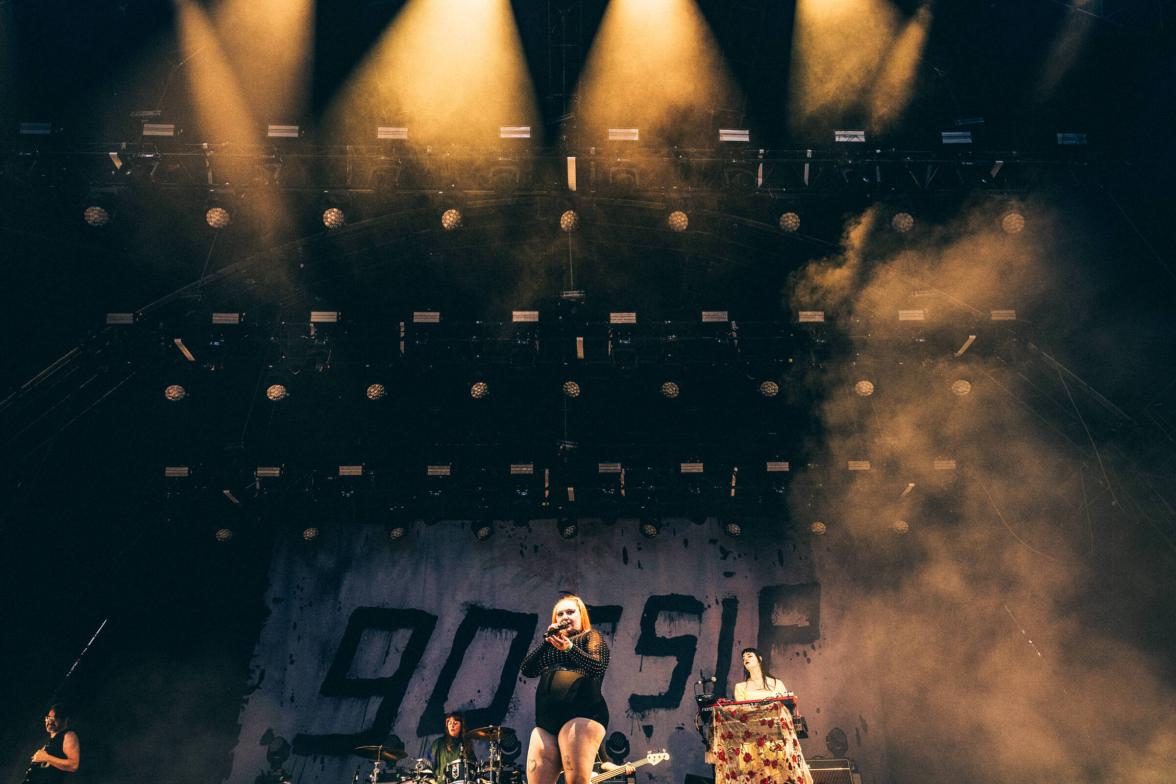 Gossip · photo 1