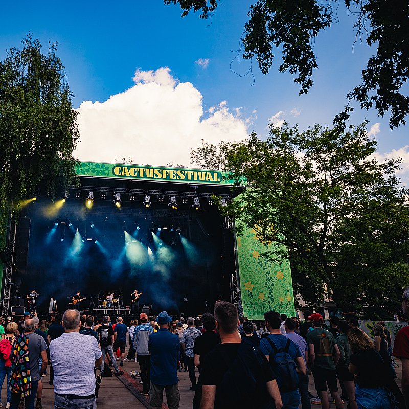 Demob Happy at Cactusfestival 2024