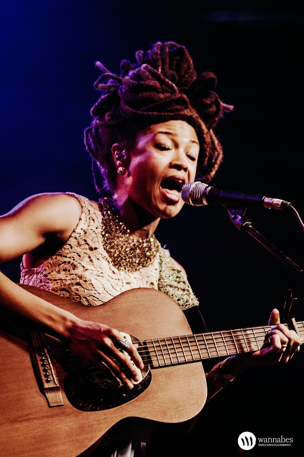 Valerie June · photo 1
