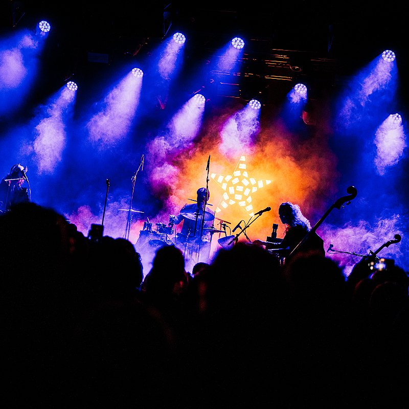 Tsar B at Wintercircus