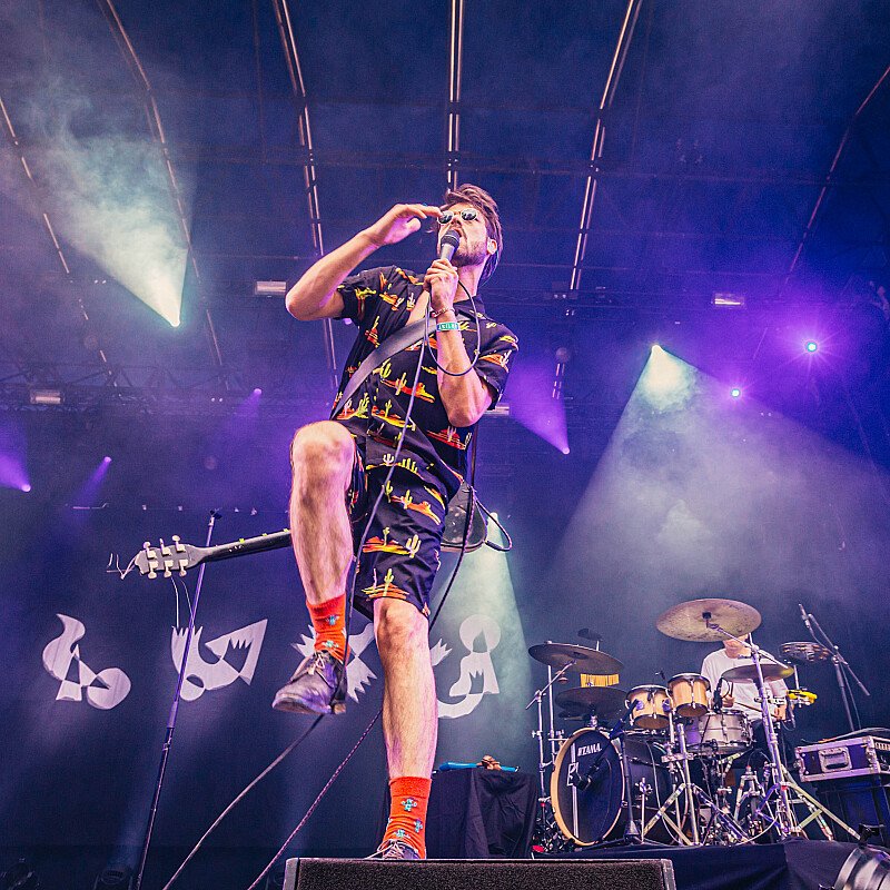 Faces on TV at Cactusfestival 2019