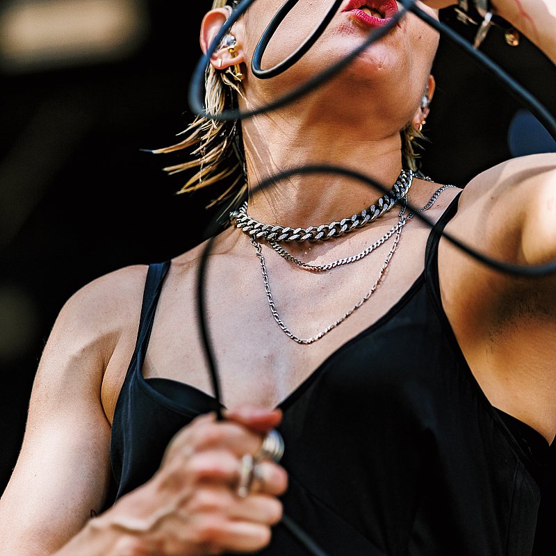Jehnny Beth at Cactusfestival 2026