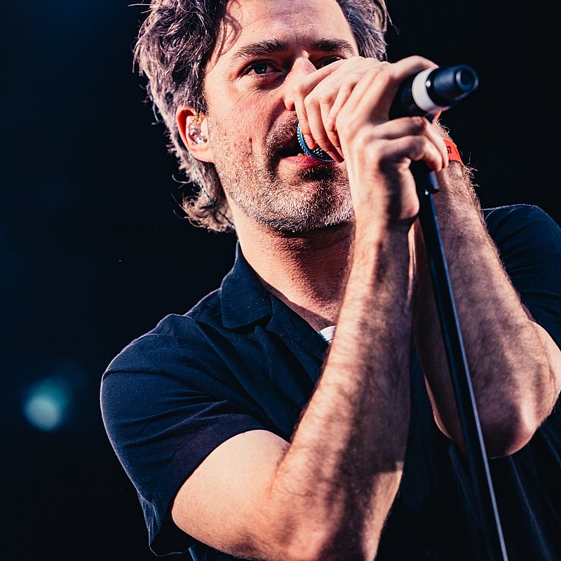 J. Bernardt at 505-Concerten voor menselijkheid