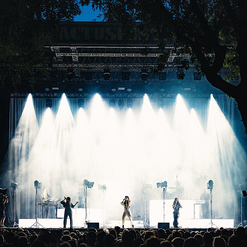 Eefje de Visser at Cactusfestival 2025