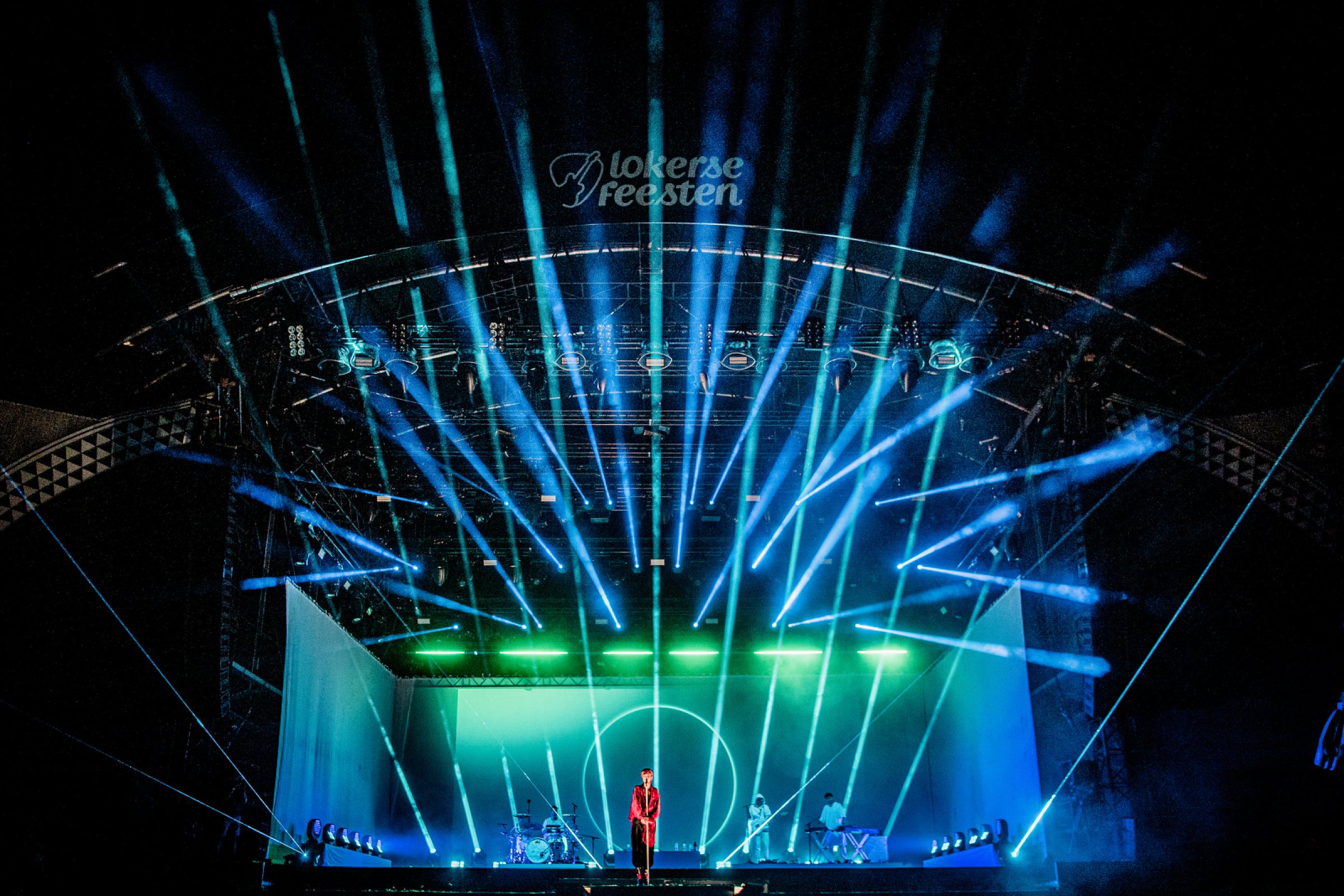 Oscar & The Wolf · photo 1