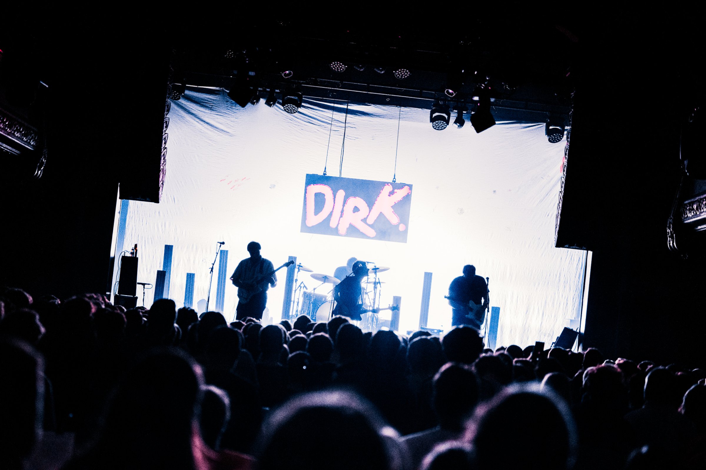 dirk. at viernulvier