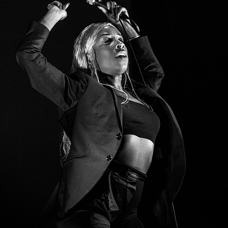 Charlotte Adigéry at viernulvier