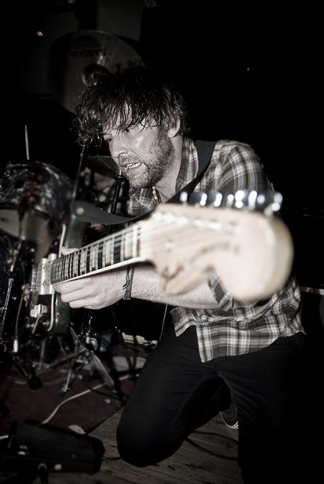 To The Bone · foto 1