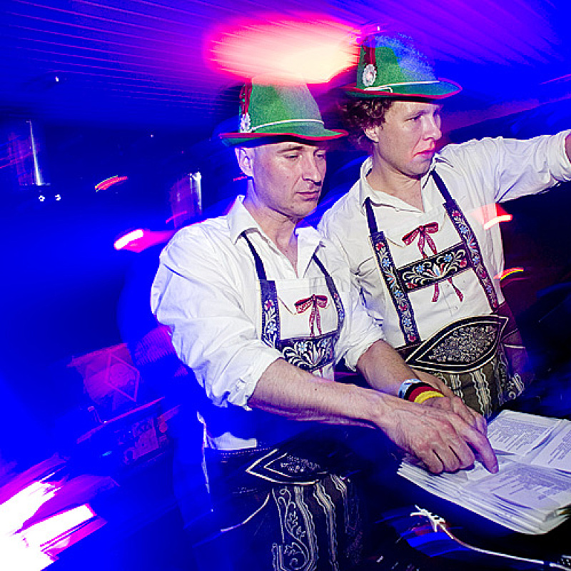 Biergarten Boys
