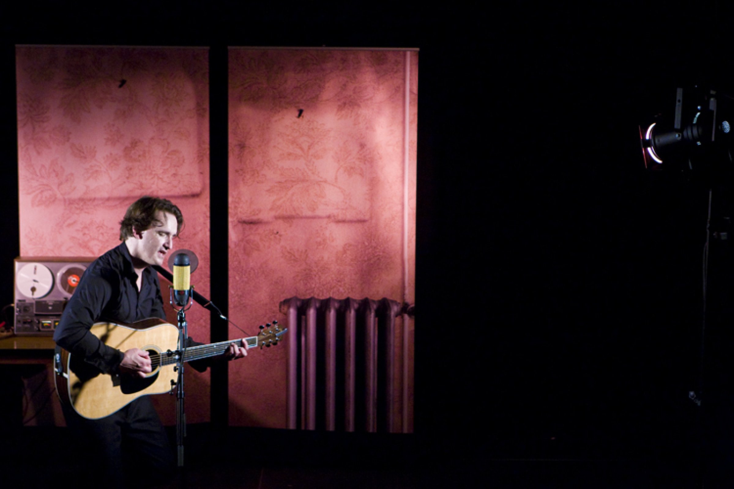 Robin Proper-Sheppard · foto 1