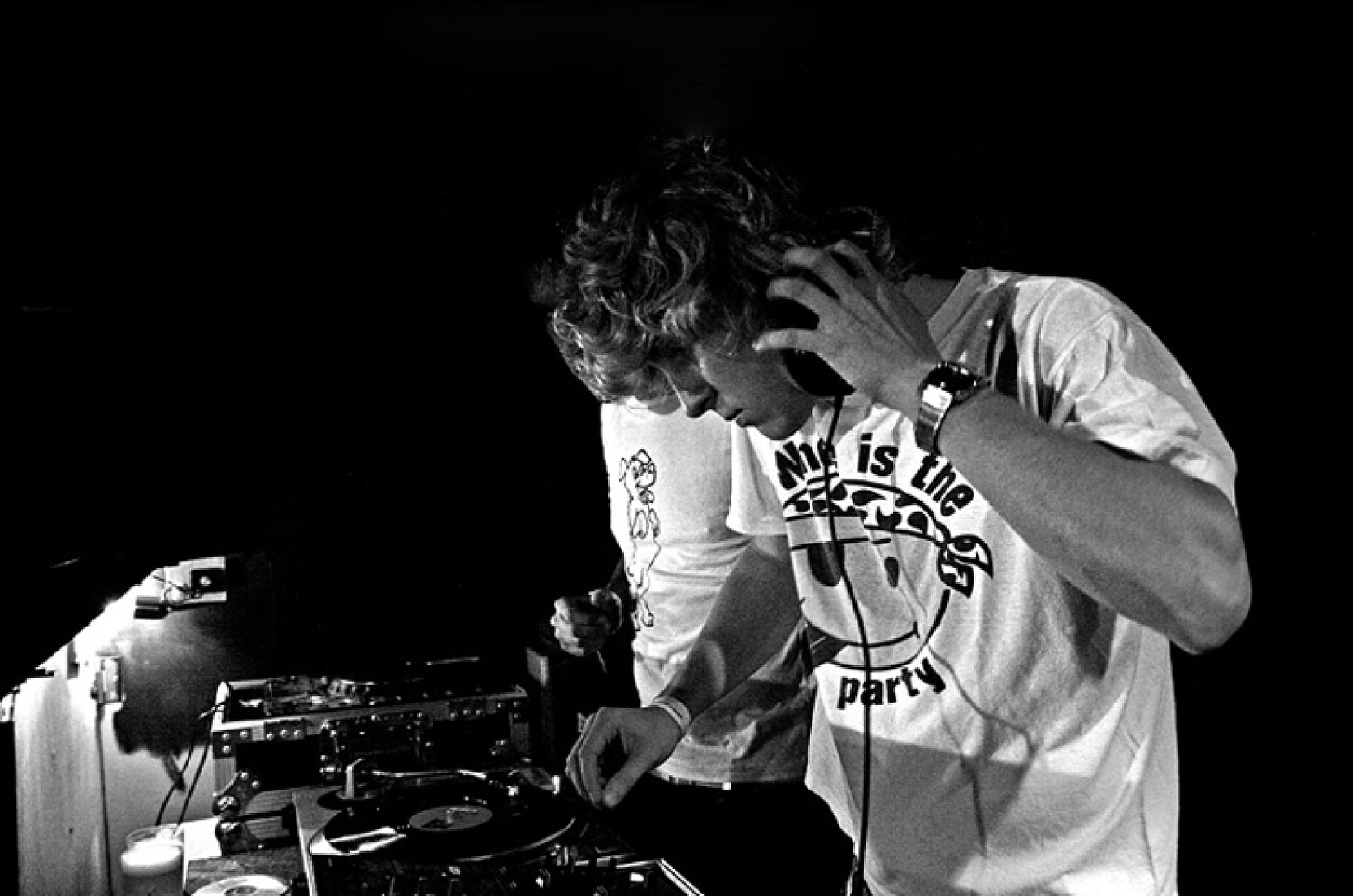 Midfield General · photo 1