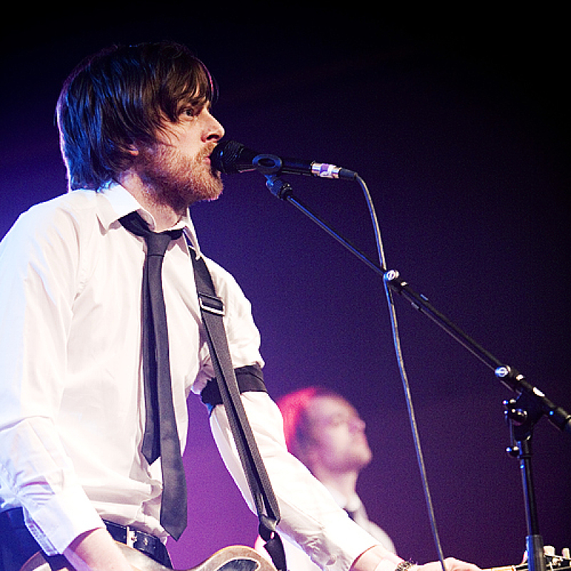 iLiKETRAiNS