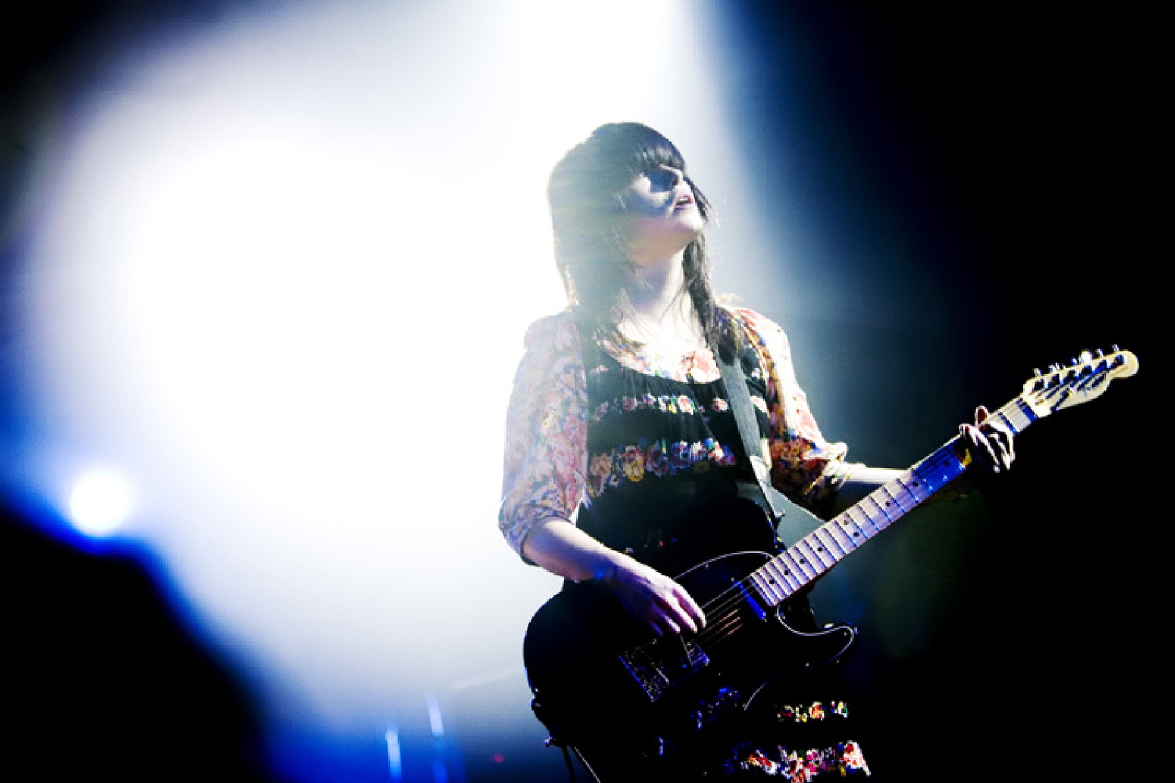 Blood Red Shoes · photo 1