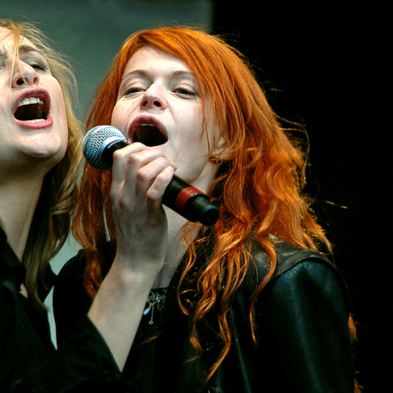 Axelle Red & Hooverphonic