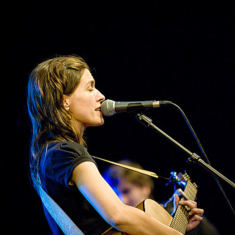 Eva De Roovere