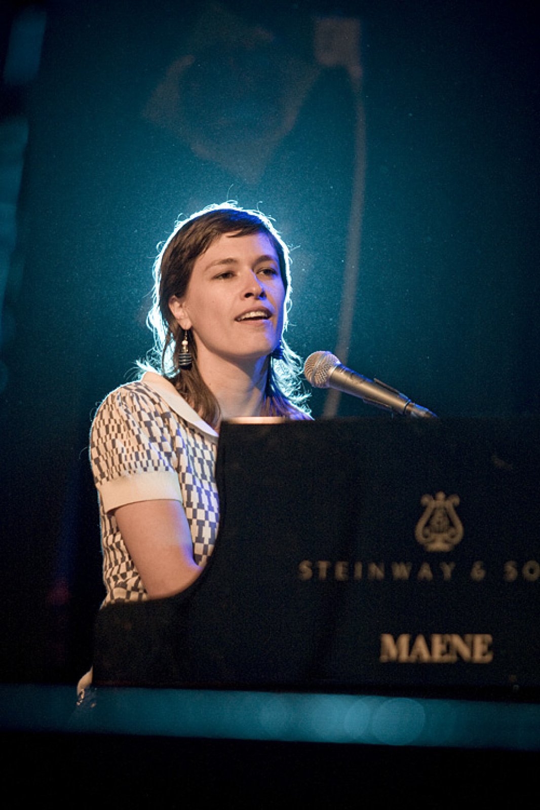 Eva De Roovere · photo 1