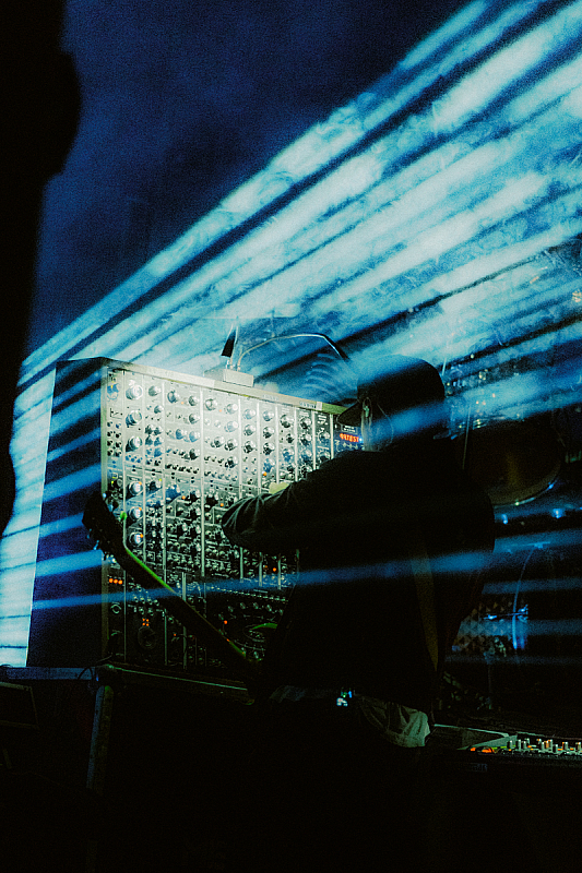 METRIC, BROKEN SOCIAL SCENE, STARS – De Roma