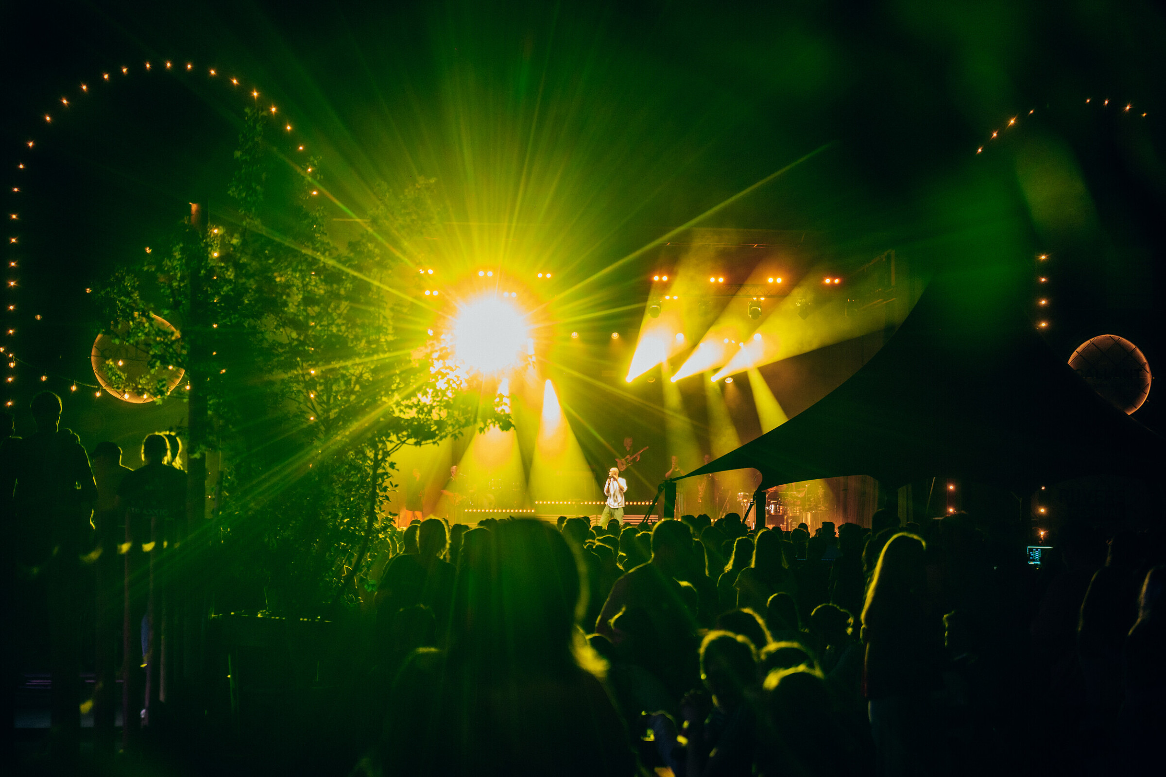 Yong Yello live op Rijversfestival 2026, 2026 · foto 1